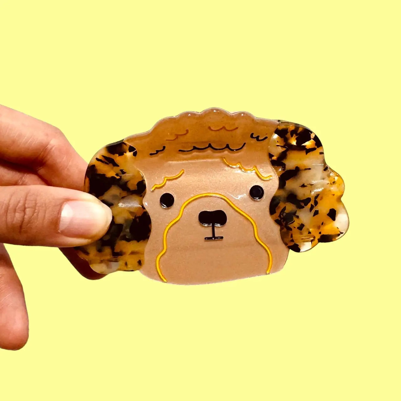 Carmy the Dog - Hair Claw