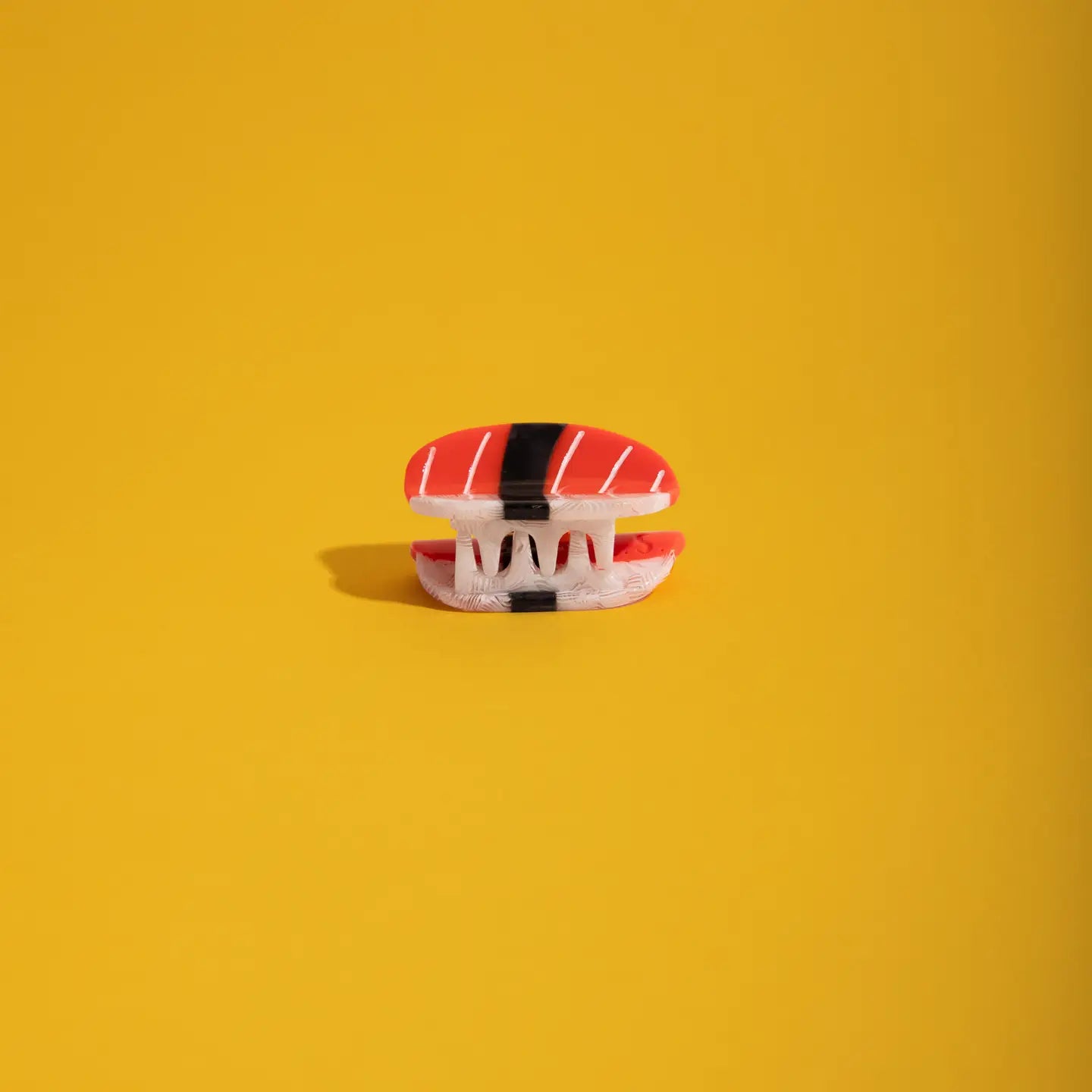 Maguru - Hair Claw